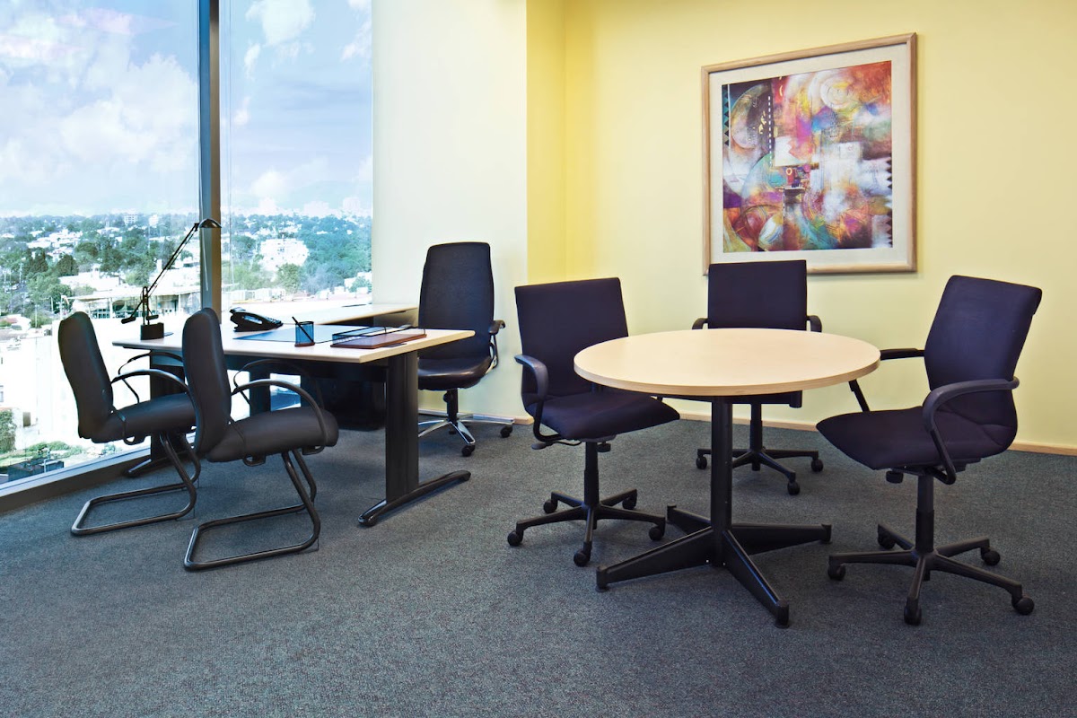 Photo de Regus Esmeralda Tower 2