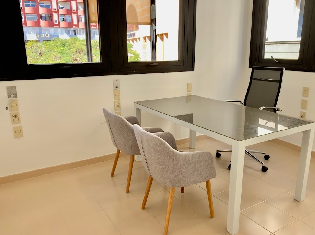 Photo de Centro De Negocios Santa Rosalía 49