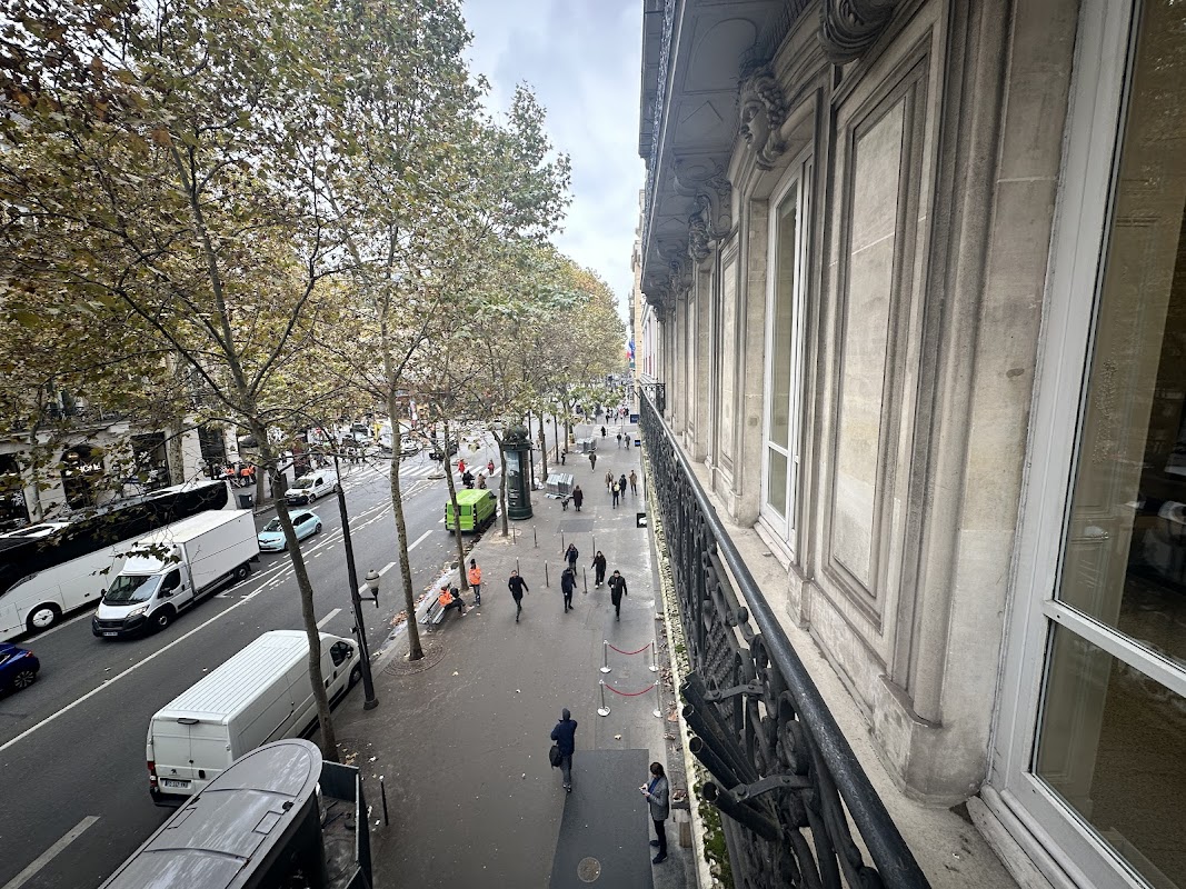 Photo de Hiptown Place de la Madeleine