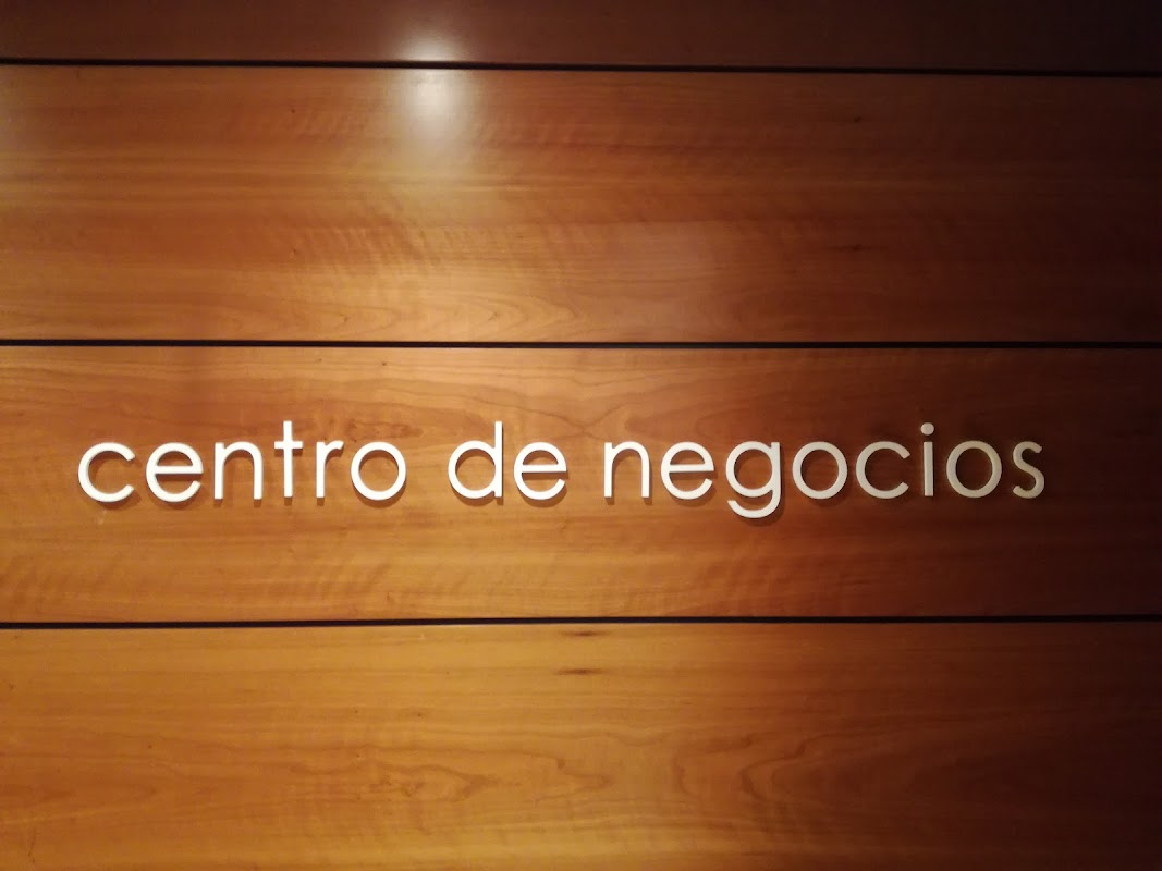 Photo de Centro De Negocios Área