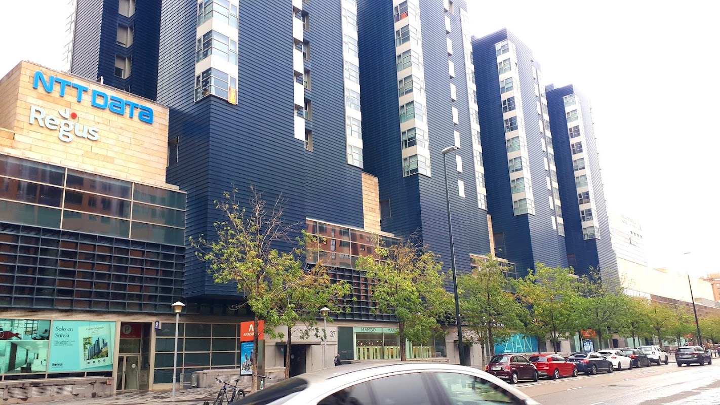 Photo de Regus Aragonia Tower