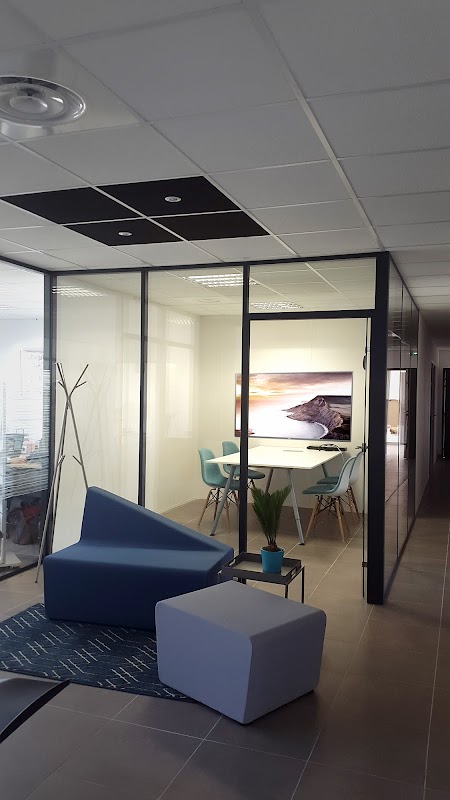 Photo de Regus 320A Rue Topaze