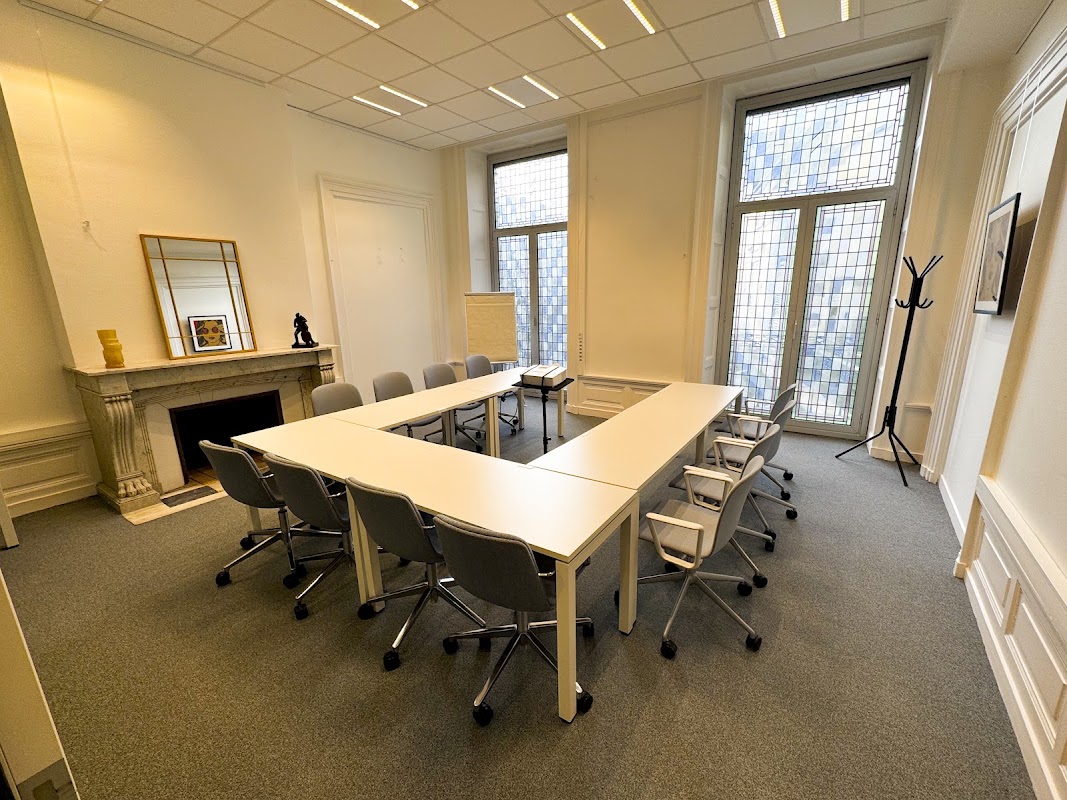 Photo de Regus Avenue des Etats-Unis