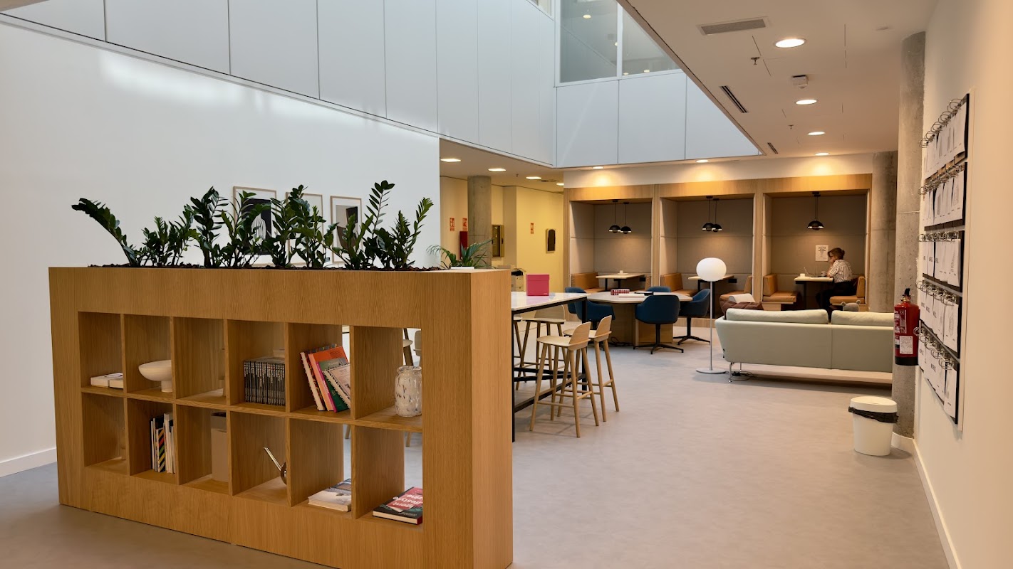 Photo de Spaces Calle Vincente Aleixandre