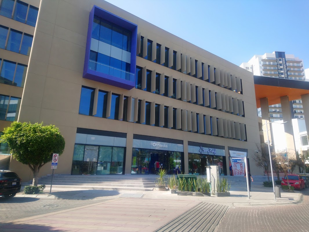 Photo de Spaces Fratta Center