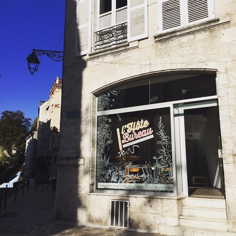 Photo de L'Hôte Bureau