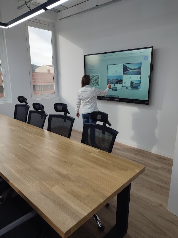 Photo de Centro de Negocios Sant Quirze Valles