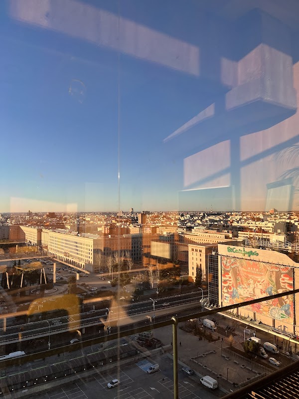 Photo de Spaces Paseo De La Castellana 81