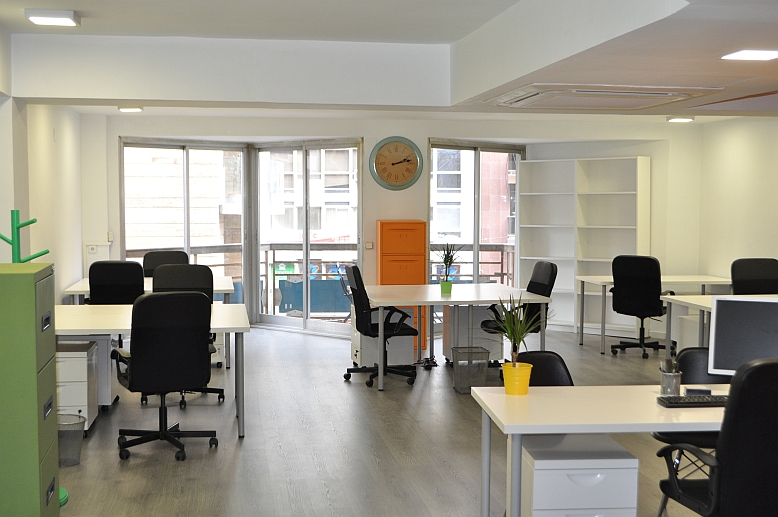 Photo de Rambla Work Center