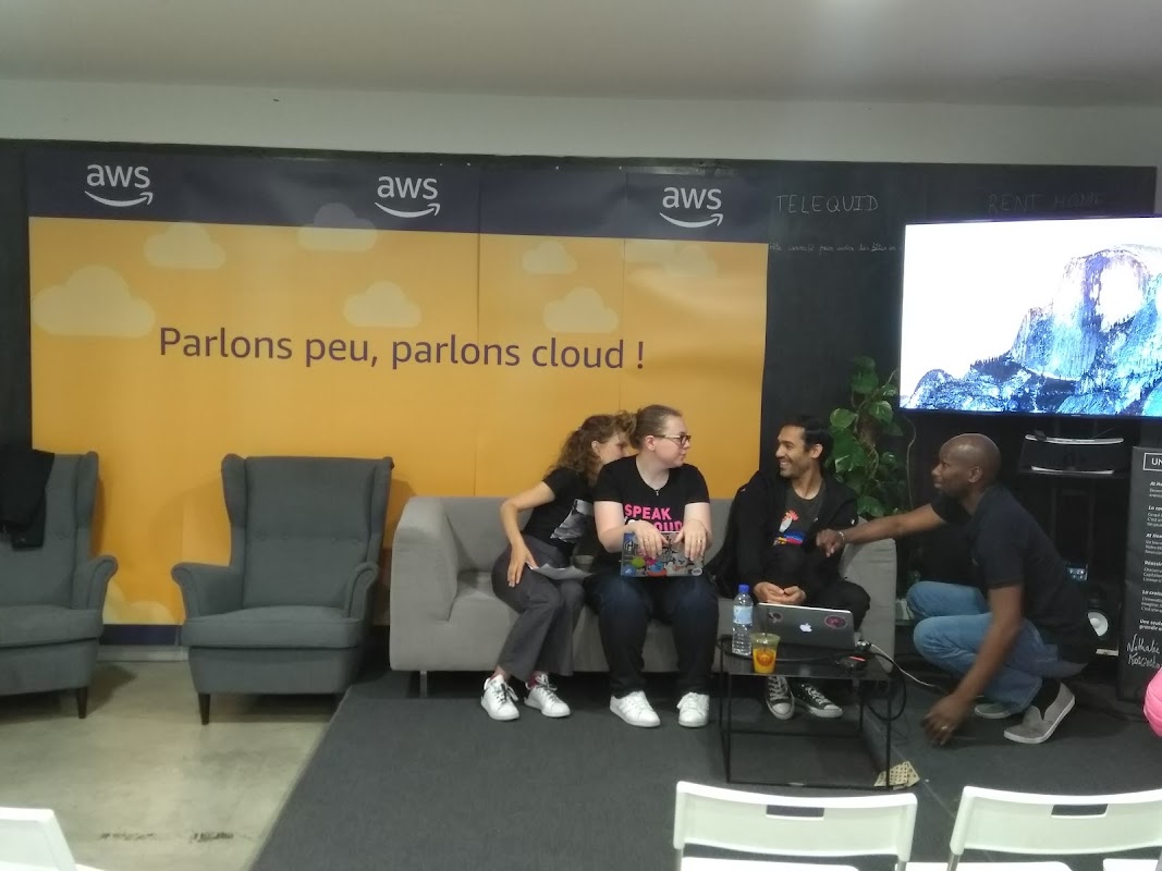 Photo de At Home Mederic