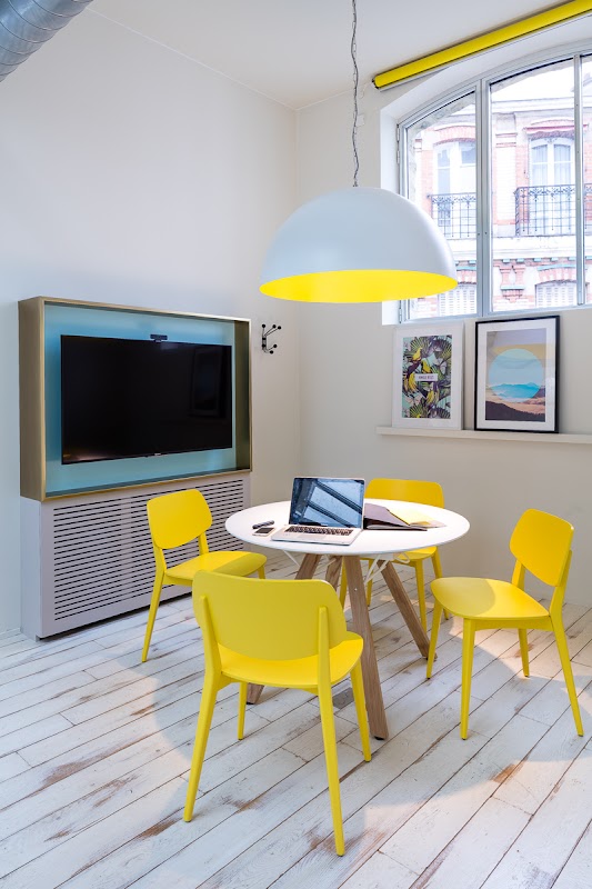 Photo de Deskopolitan Château d'Eau