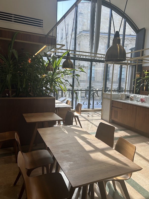 Photo de Regus Place des Grands Hommes