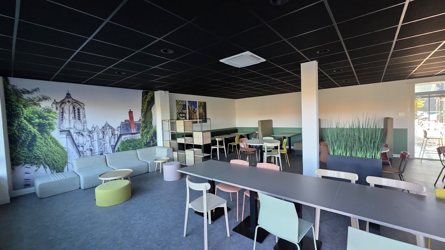 Photo de Regus 14 Allée Charles Pathé