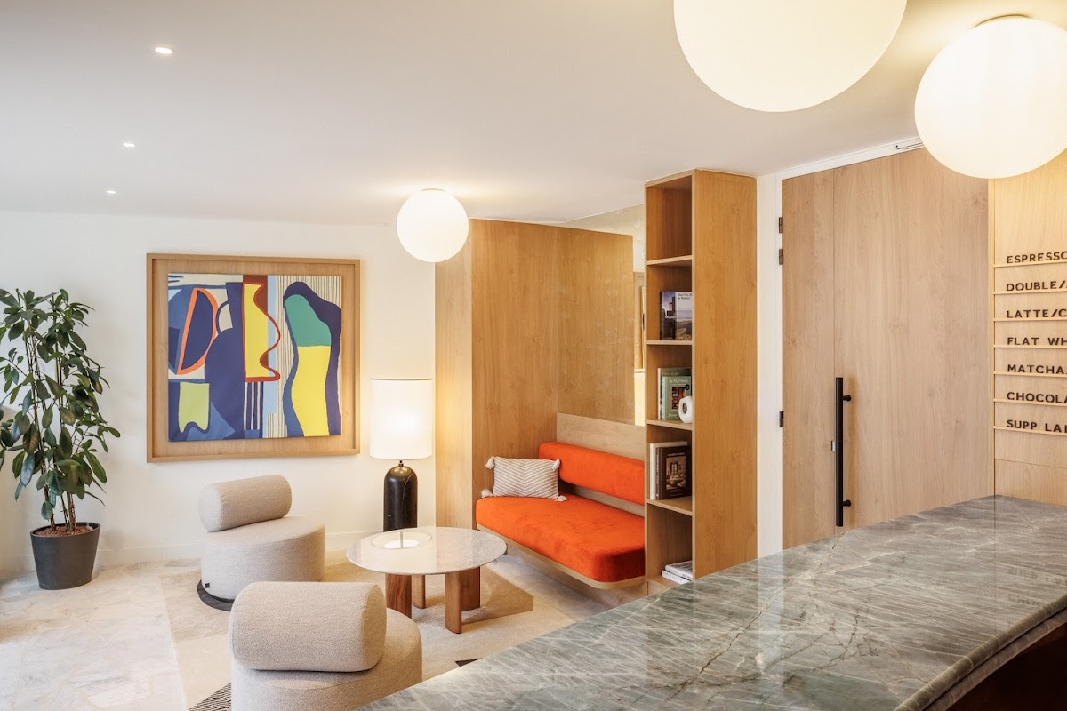 Photo de Deskeo 145 Charles de Gaulle