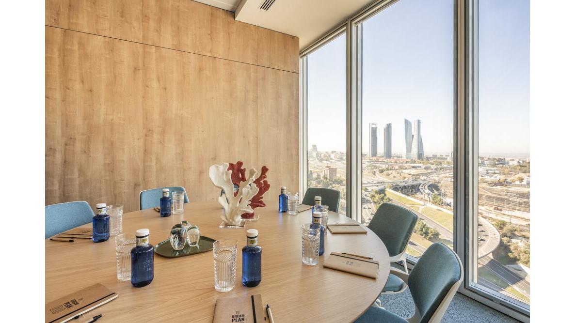 Loom - Coworking Loom Torre Chamartin