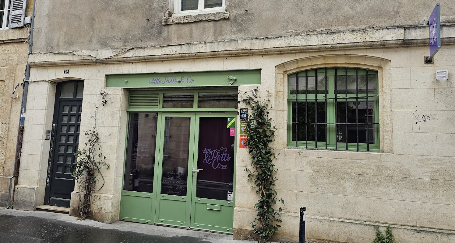 Photo de Mlle Potts & Co