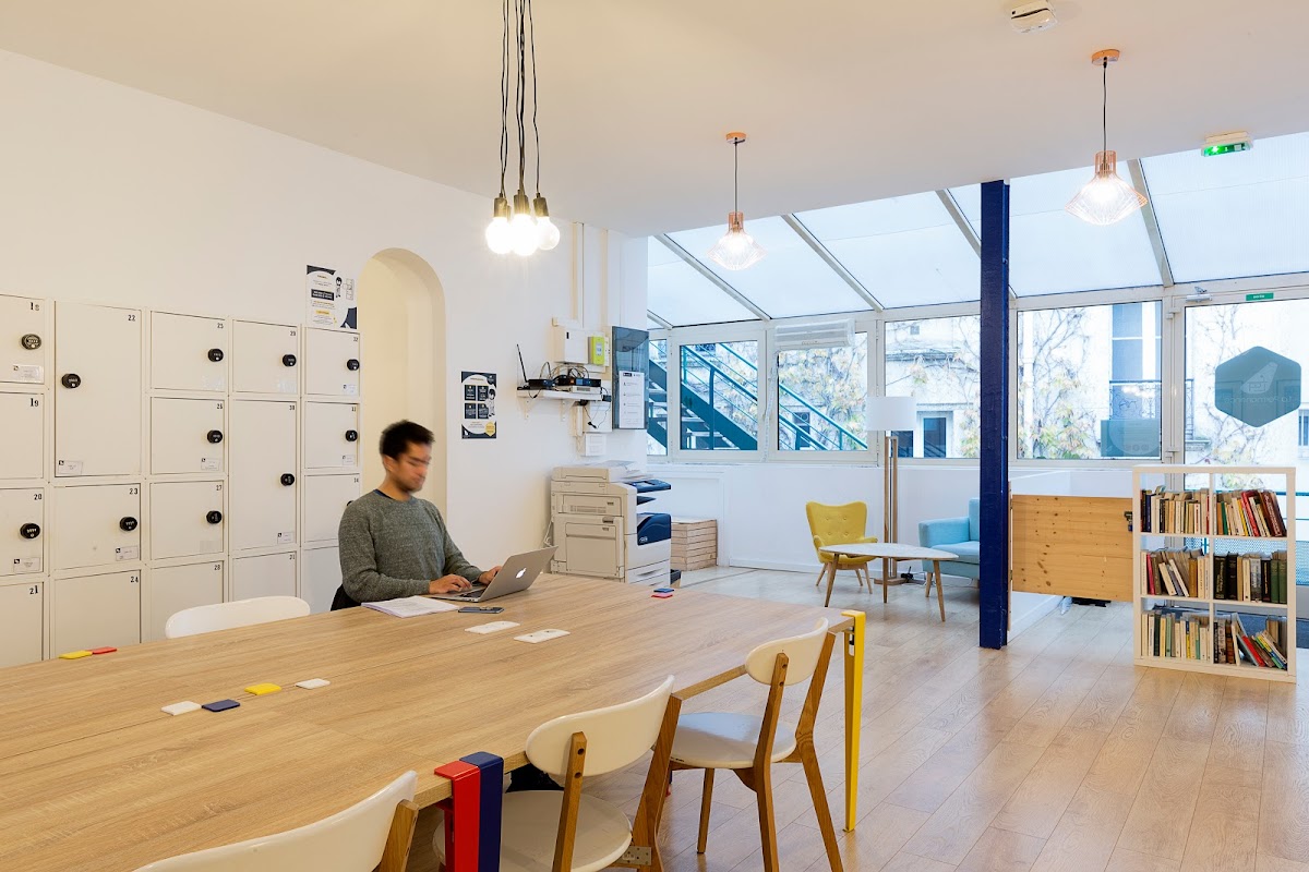 Photo de CAMPANILE COWORKING