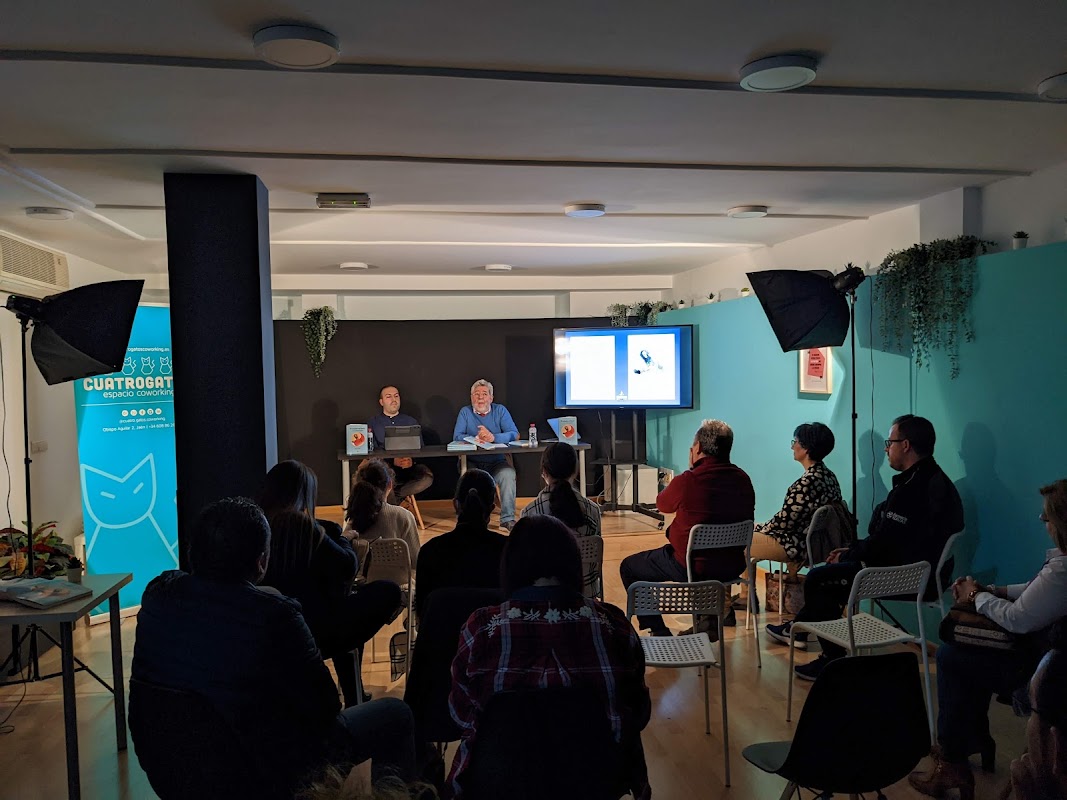 Photo de Cuatro Gatos