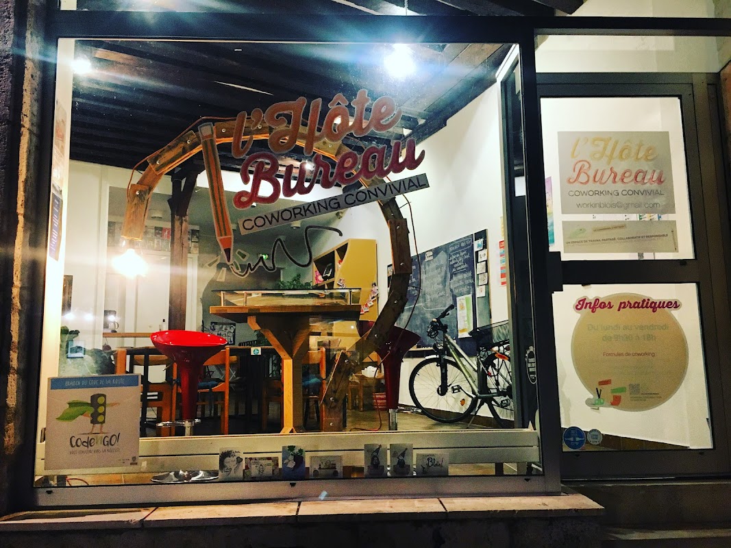 Photo de L'Hôte Bureau