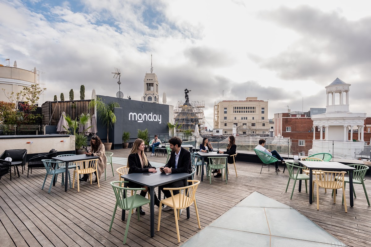 Photo de Monday Cibeles