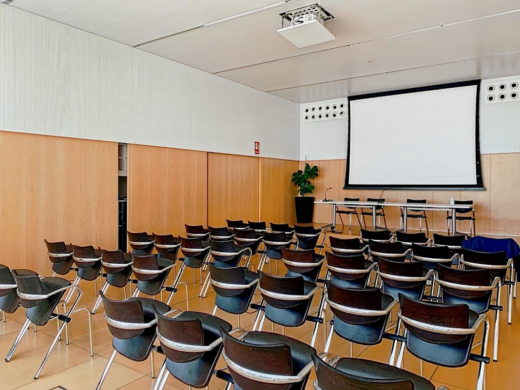 Photo de Regus Calle De Alfonso