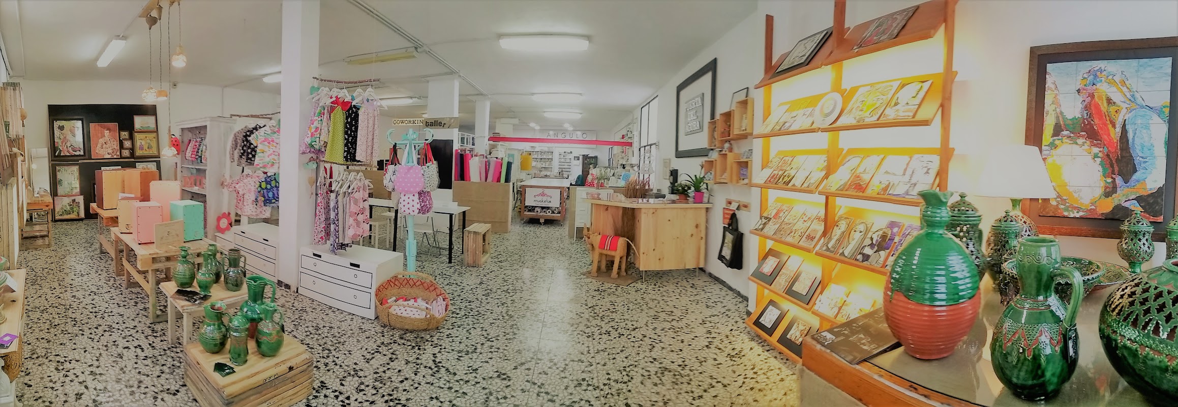 Photo de Puerta Del Ágora