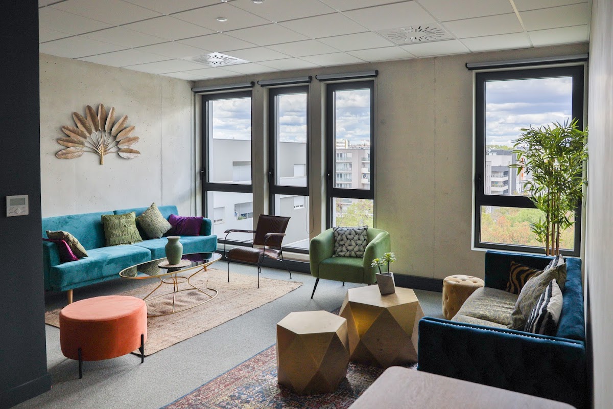 Photo de Bureaux & Co Le César Pierresvives