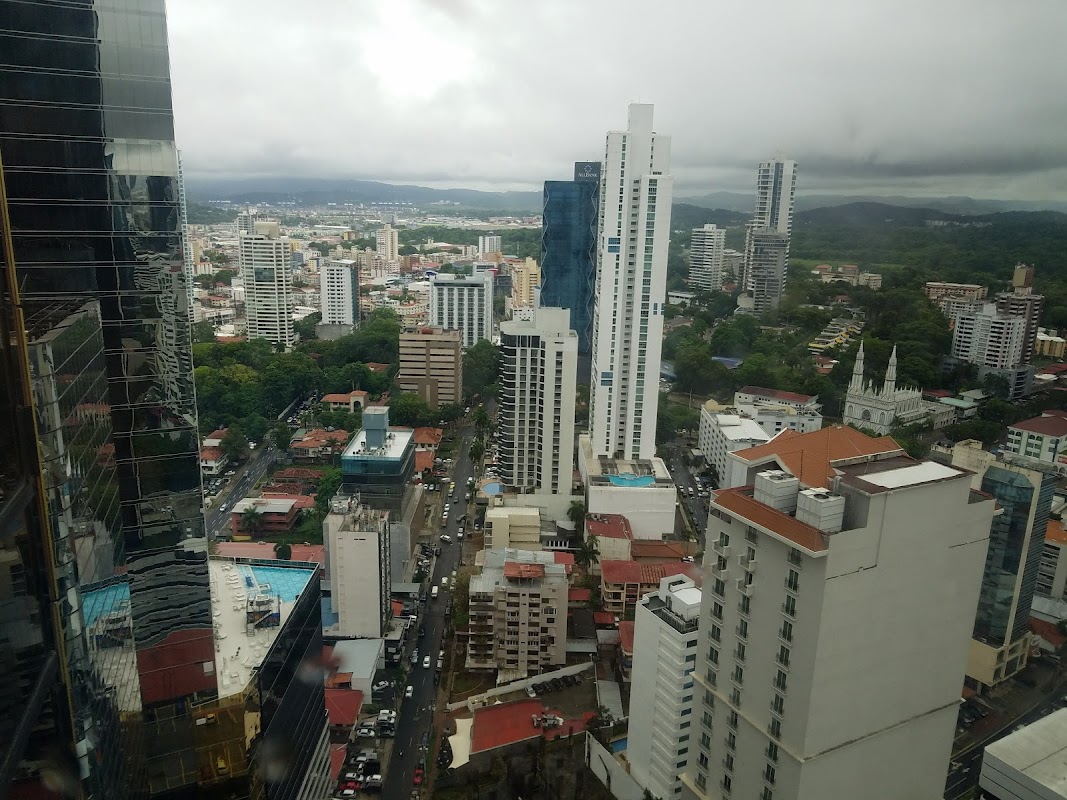 Photo de Regus Tower Financial Centre