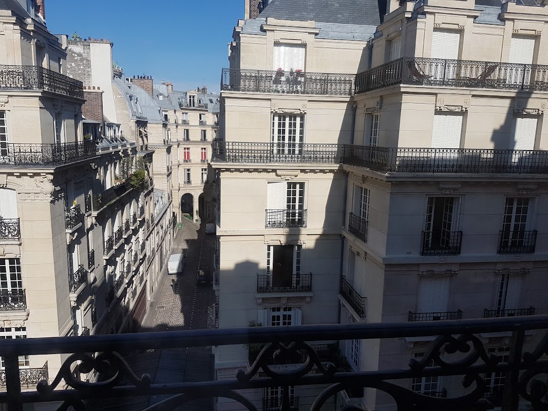 Symphony Partners - Symphony Partners Square Opéra