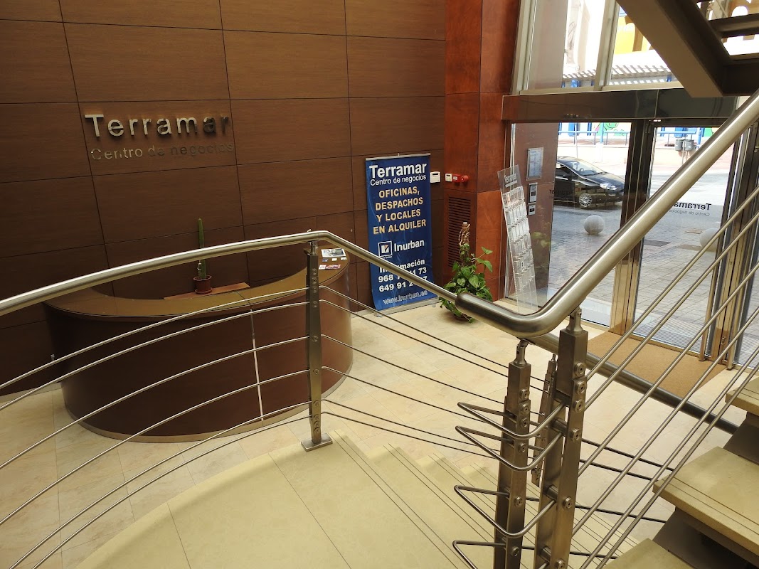 Photo de Centro De Negocios Terramar