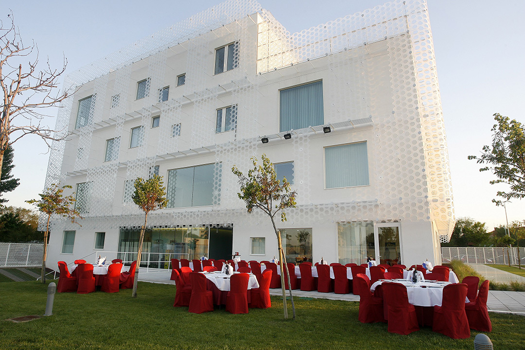 Photo de Centro De Negocios Feda