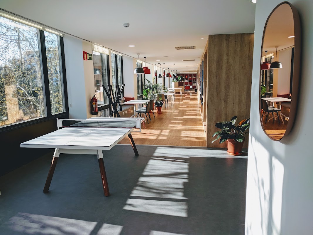 Photo de Spaces Alfonso Xii 62