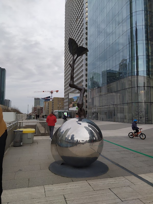 Photo de Now Connected La Défense Opus 12