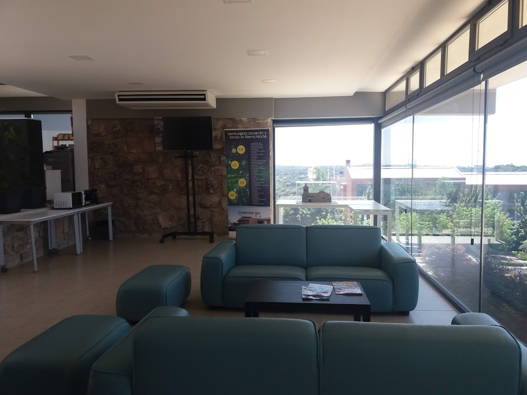Photo de Coworking Puerta De La Sierra
