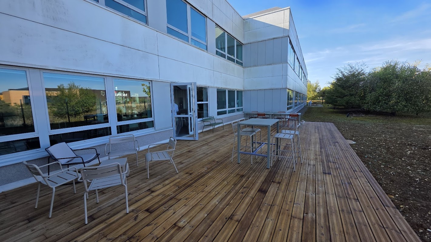 Photo de Regus 14 Allée Charles Pathé